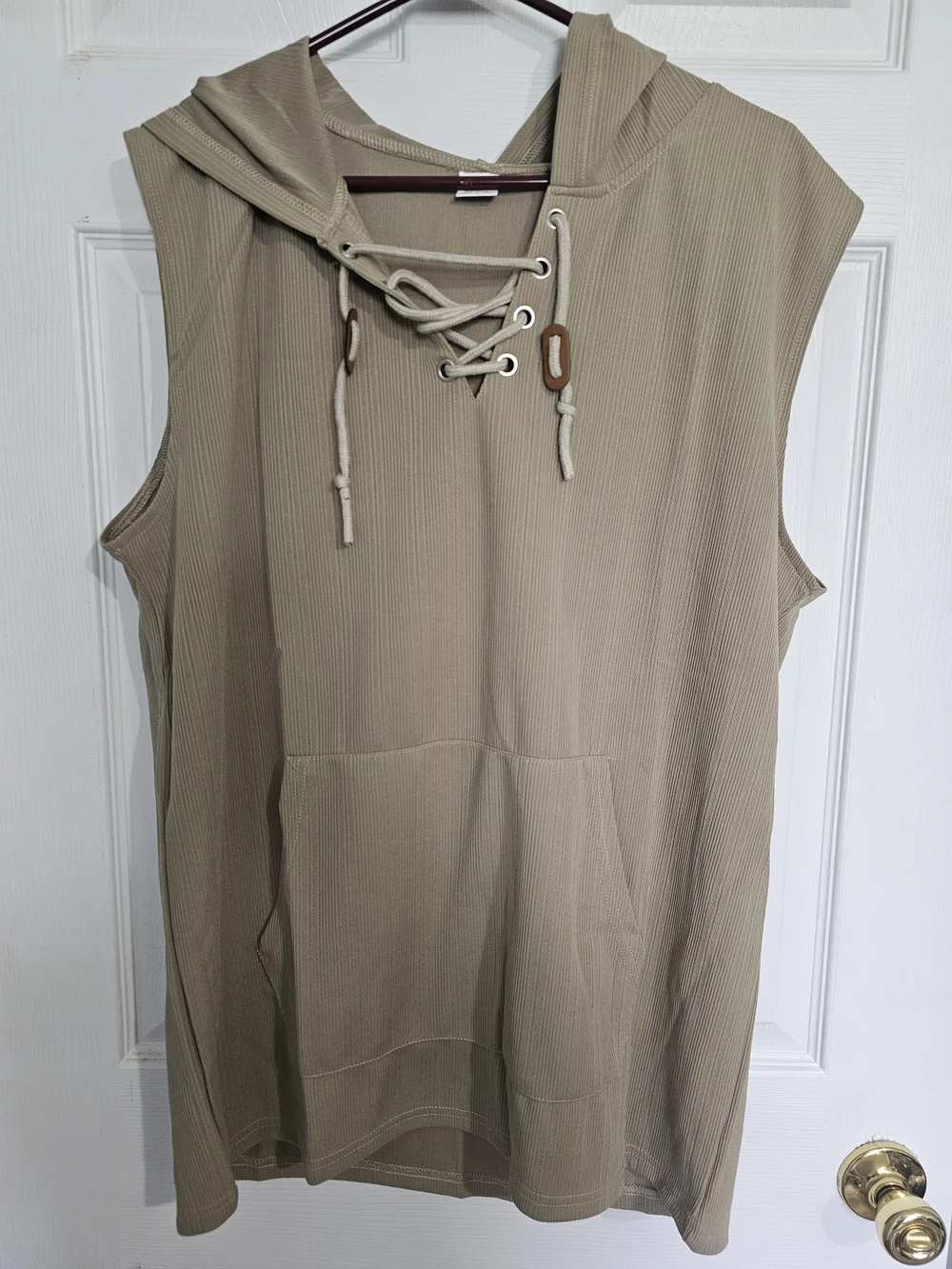 Xl Sleeveless Lace-Up Hooded Tank Top in Beige